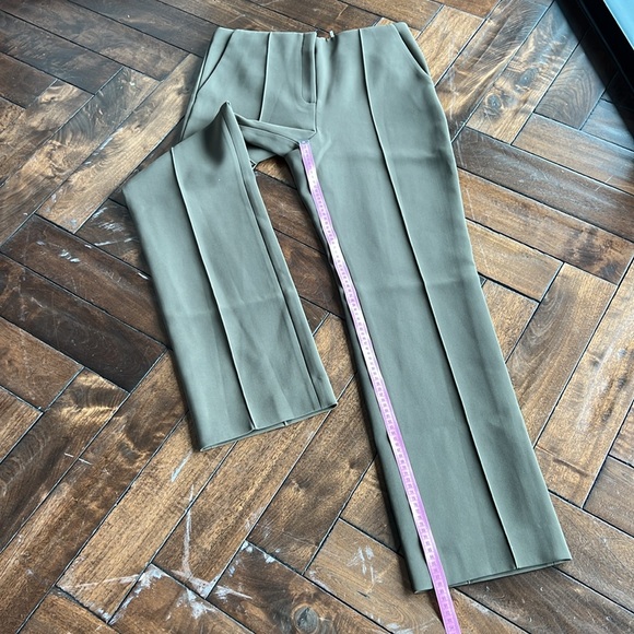 Olive green single pleat size12 extra long Trouser